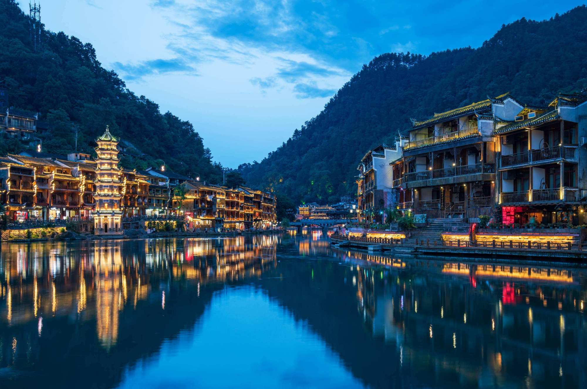 湘韵千载,一位作家笔下的湖南风华